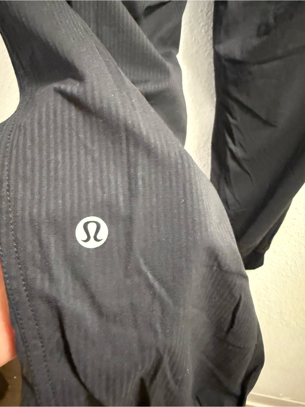 Lululemon beyond the studio Jogger Pants black women size 14 - Picture 8 of 8